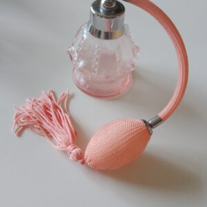 Flacon vaporisateur de parfum Vintage, rose